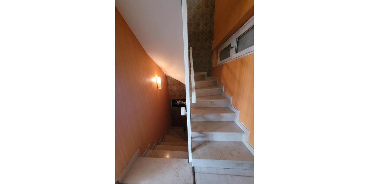 Einfamilienhaus Usingen - 7 Zimmer, 130 m&sup2;, 295.500&euro; | Angebot:9302287