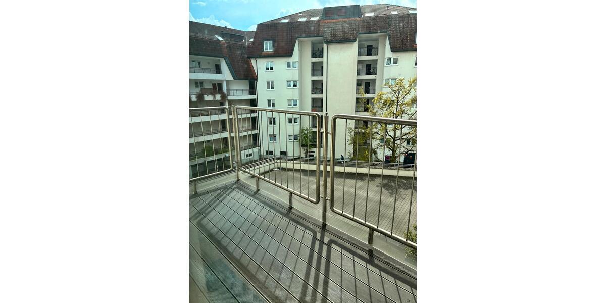 Etagenwohnung Frankfurt am Main Mitte-Nord - 2 Zimmer, 83 m&sup2;, 1.539&euro; | Angebot:26183786