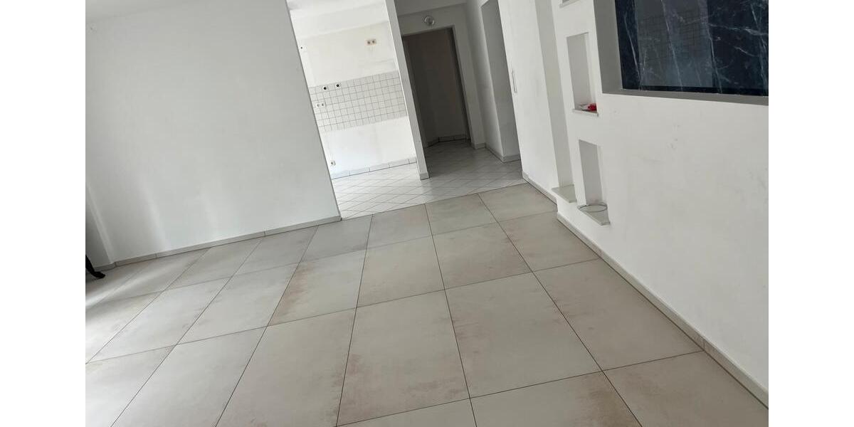 Etagenwohnung Babenhausen - 3 Zimmer, 83 m&sup2;, 1.500&euro; | Angebot:25539630