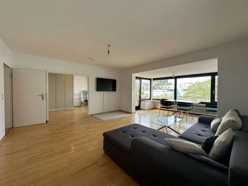 Wohnung zum Mieten in Frankfurt am Main 1.980 € 114 m²
