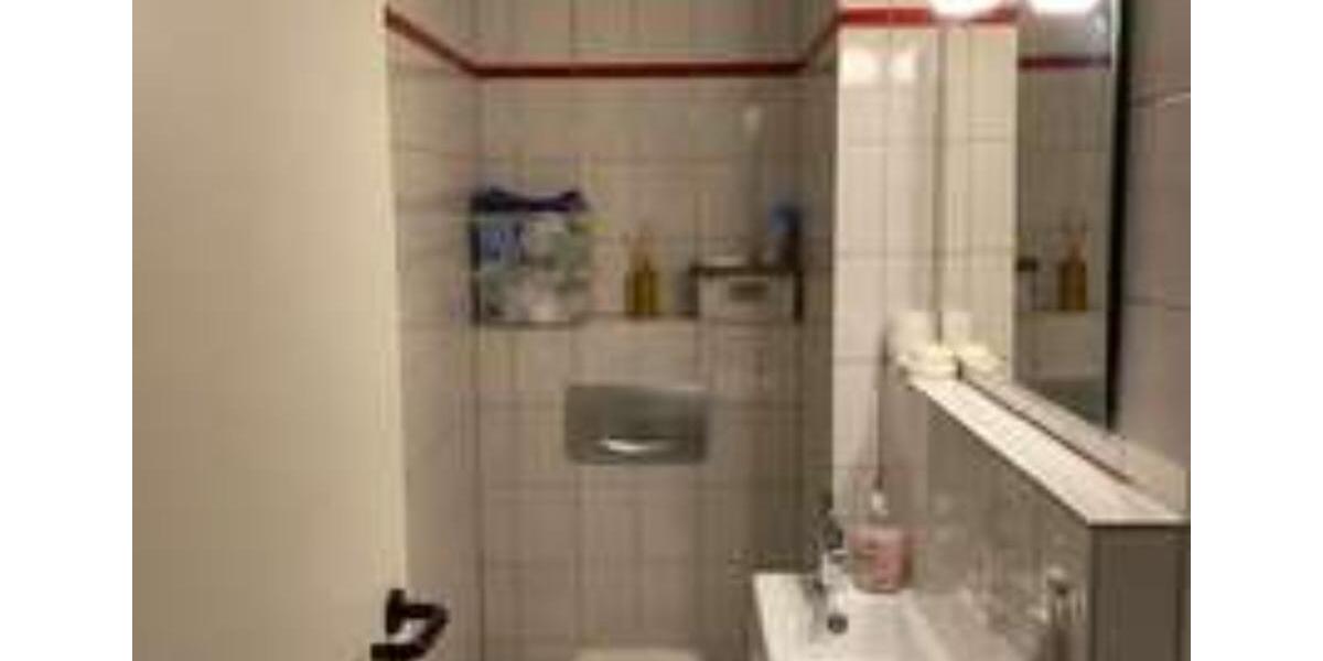 Erdgeschoßwohnung Frankfurt am Main Unterliederbach - 4 Zimmer, 110 m&sup2;, 1.500&euro; | Angebot:25419665