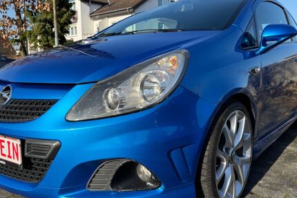 Opel Corsa 178.000 km 5.650 &euro; Rüsselsheim am Main 65428