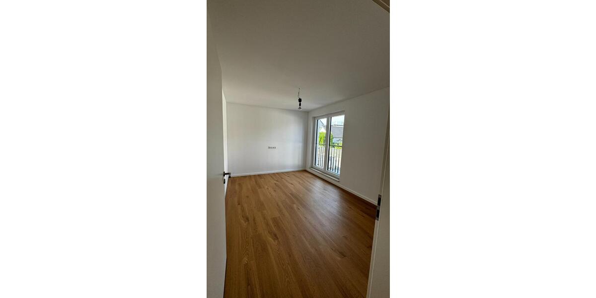 Terrassenwohnung Usingen - 4 Zimmer, 124 m&sup2;, 1.560&euro; | Angebot:25722456