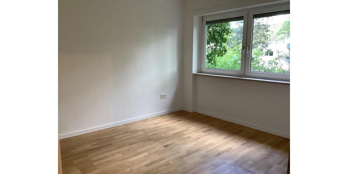 Erdgeschoßwohnung Frankfurt am Main Mitte-Nord - 3 Zimmer, 69 m&sup2;, 1.113&euro; | Angebot:26532059
