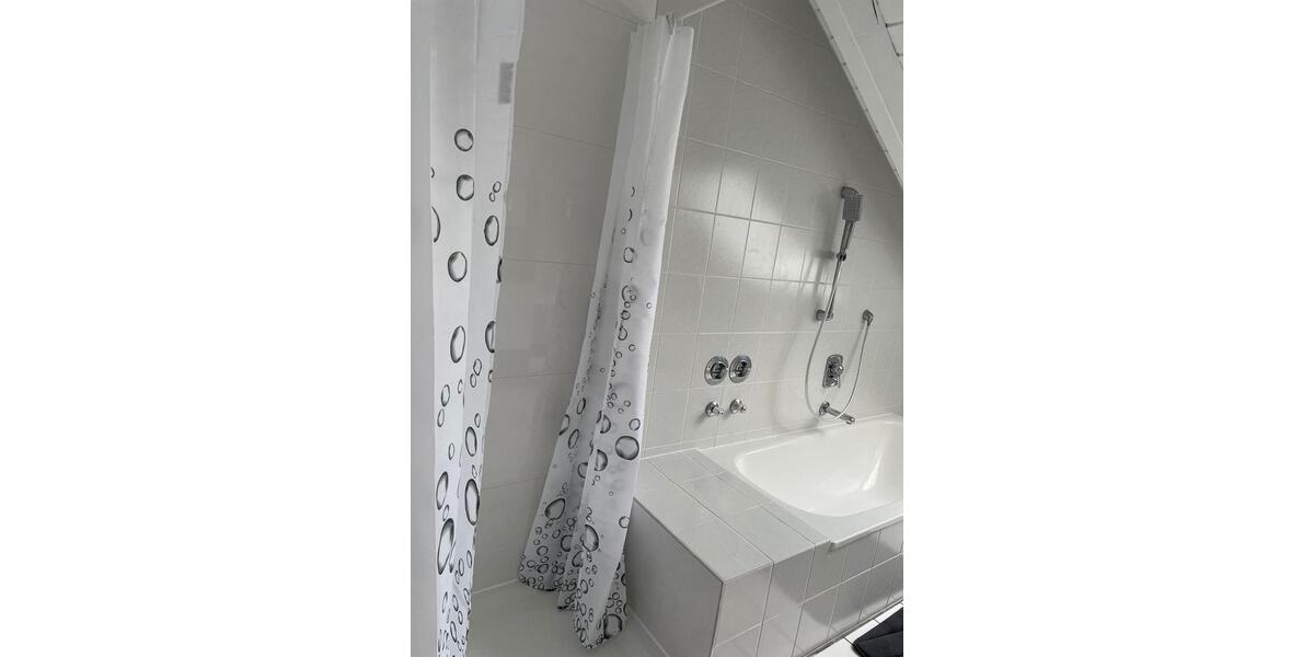 Dachgeschoßwohnung Karlstein am Main - 3.5 Zimmer, 115 m&sup2;, 1.090&euro; | Angebot:26406765