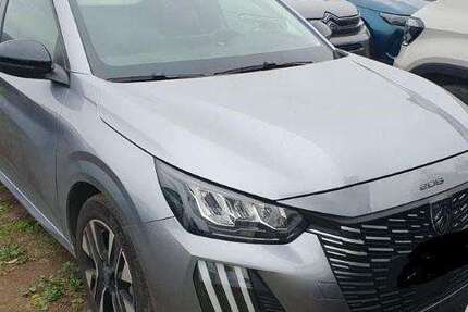 Peugeot 208 21.476 km 15.180 &euro; Rüsselsheim 65428