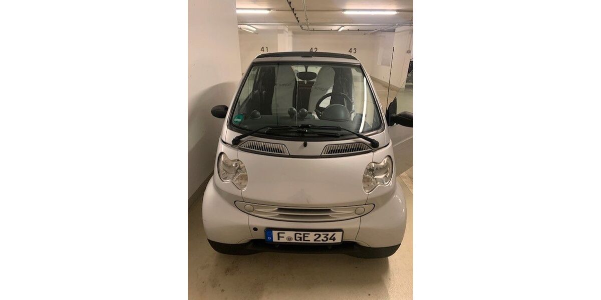 Smart ForTwo 78.000 km 3.300 &euro; Frankfurt 60594