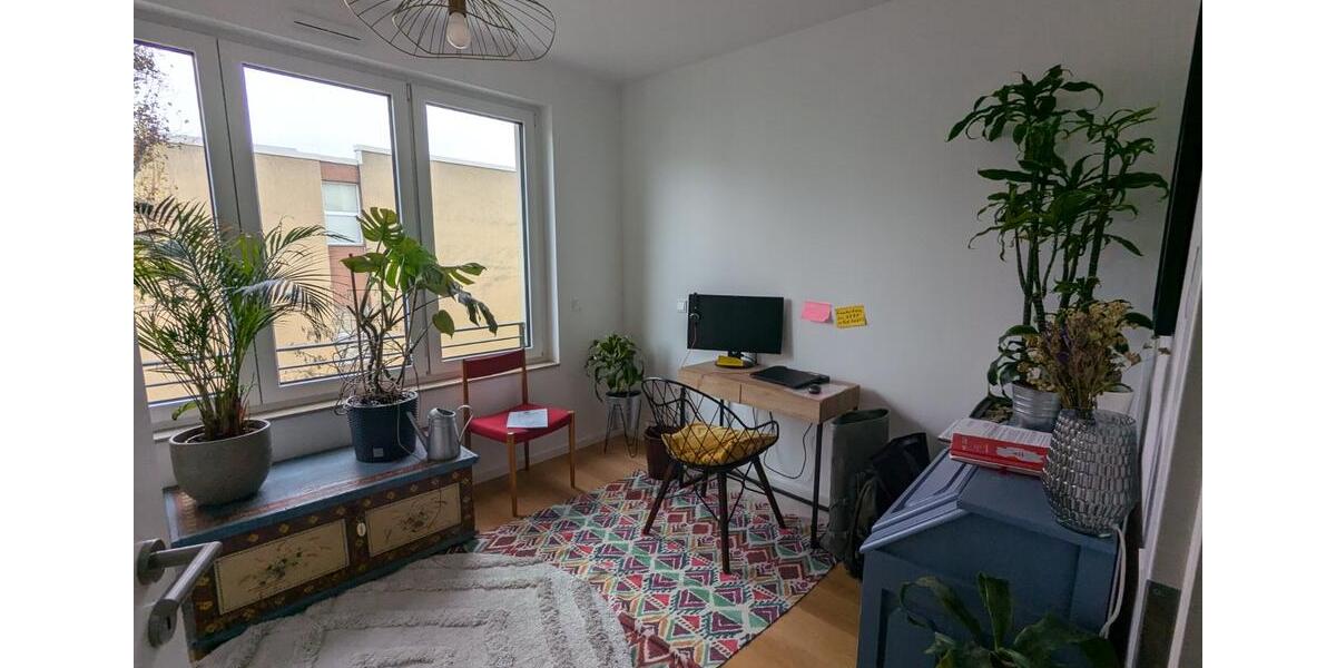 Etagenwohnung Offenbach am Main Hafen - 4 Zimmer, 109 m&sup2;, 1.850&euro; | Angebot:25376328
