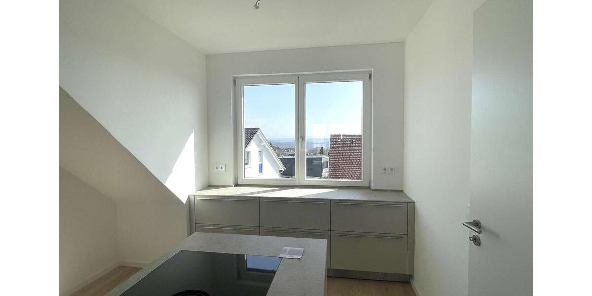 Dachgeschoßwohnung Frankfurt am Main Bergen-Enkheim - 3 Zimmer, 123 m&sup2;, 2.590&euro; | Angebot:25538249