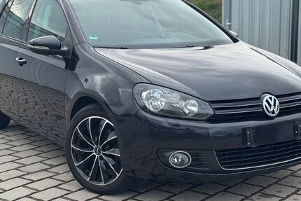 VW Golf 129.561 km 5.900 &euro; Sulzbach Taunus 65843