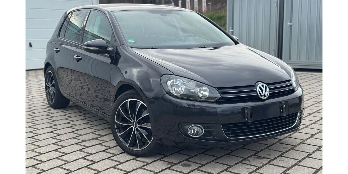 VW Golf 129.561 km 5.900 &euro; Sulzbach Taunus 65843