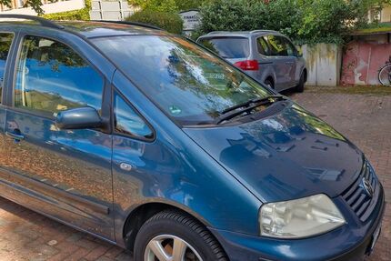 VW Sharan
