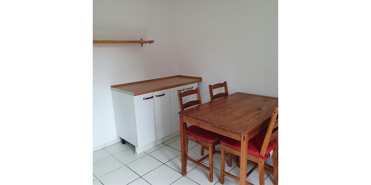 Frisch renovierte Maisonette-Wohnung in der Nähe vom Main und Baseler Platz 3 zimmer