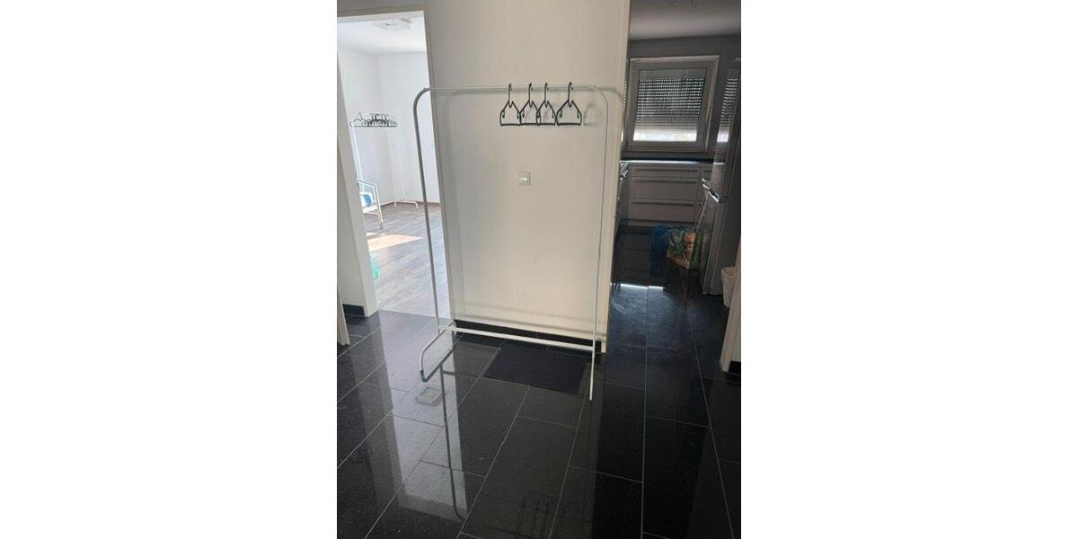 Etagenwohnung Frankfurt am Main Schwanheim - 3 Zimmer, 70 m&sup2;, 1.800&euro; | Angebot:26620828