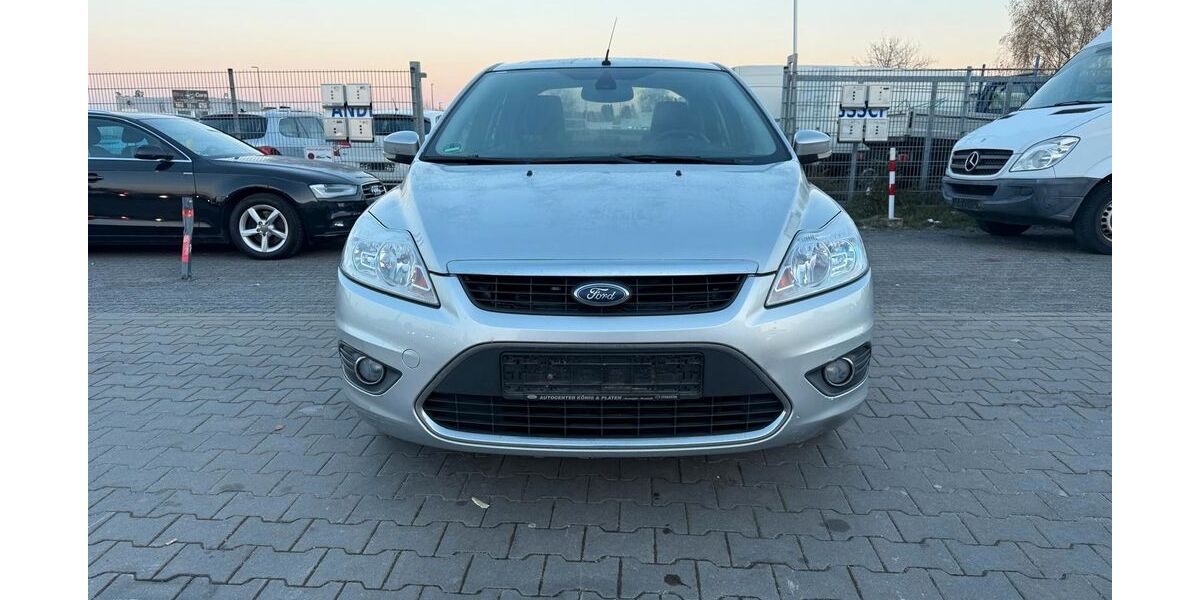 Ford Focus 75.000 km 5.699 &euro; Dietzenbach 63128
