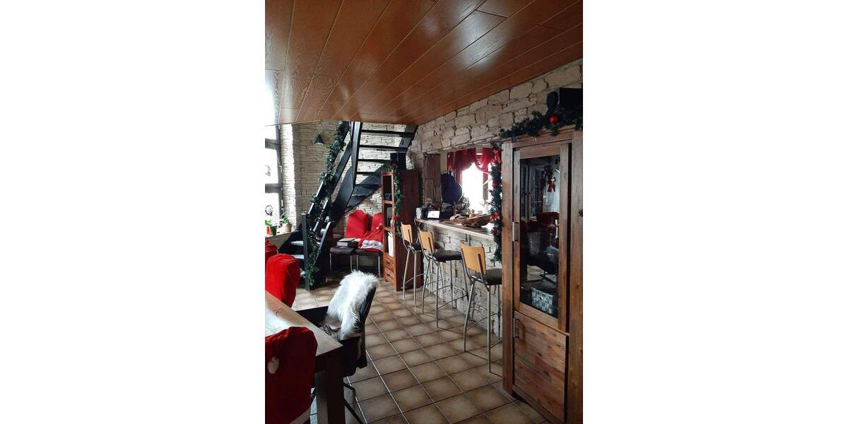 Einfamilienhaus Raunheim - 8 Zimmer, 270 m&sup2;, 670.000&euro; | Angebot:25751160