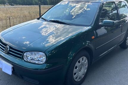 VW Golf 149.969 km 1.850 &euro; Friedrichsdorf 61381
