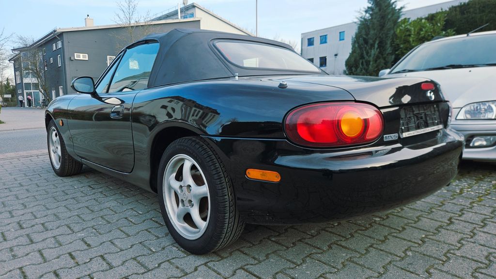 Mazda MX-5 145.000 km 6.300 &euro; Neu-Anspach 61267