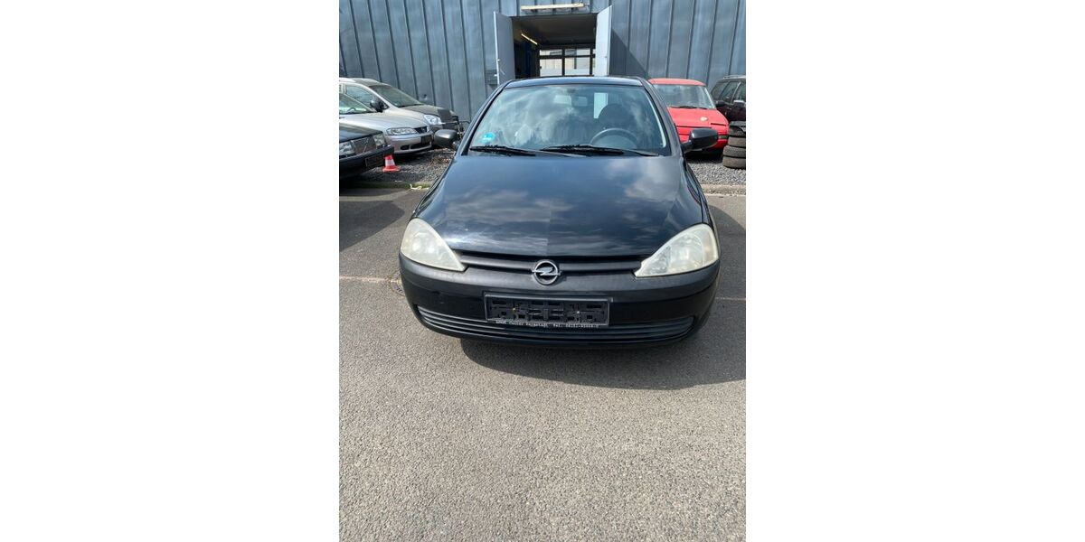 Opel Corsa 82.000 km 2.299 &euro; Hanau 63457