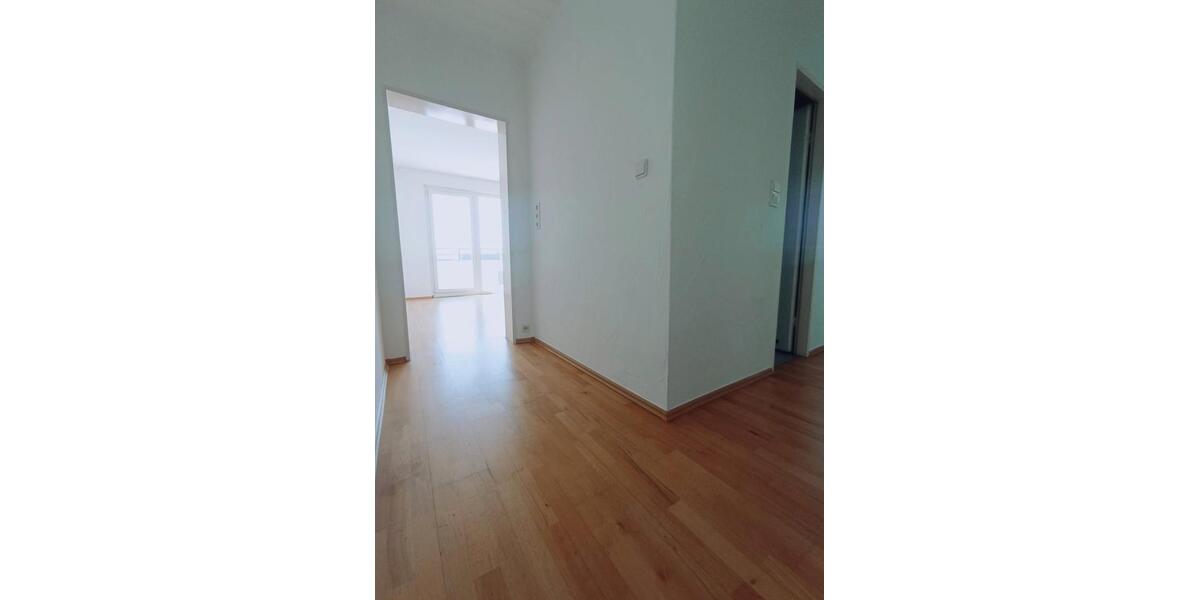 Etagenwohnung Maintal - 2 Zimmer, 56 m&sup2;, 209.000&euro; | Angebot:27429750