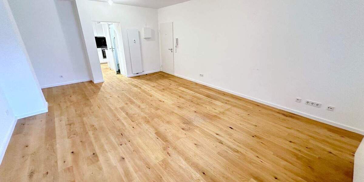 TOP Ausstattung, komplette EBK, PARKETT, schönes tgl.Bad 1 zimmer