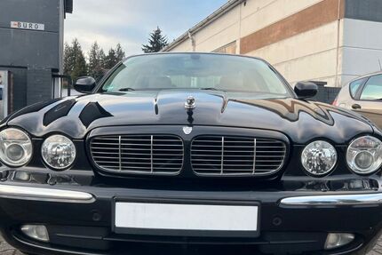 Jaguar XJ 206.000 km 7.000 € Maintal-Dörnigheim 63477