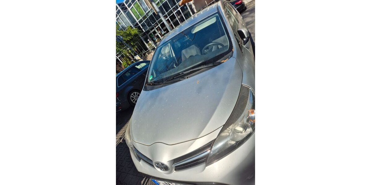 Toyota Verso 217.000 km 9.200 &euro; Frankfurt 60439