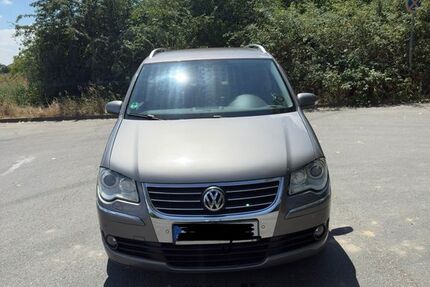 VW Touran 262.971 km 5.250 &euro; Frankfurt am Main 65929