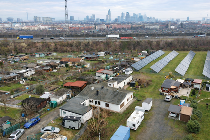 Haus zum Kaufen in Frankfurt am Main 580.000 € 197 m² 4 zimmer