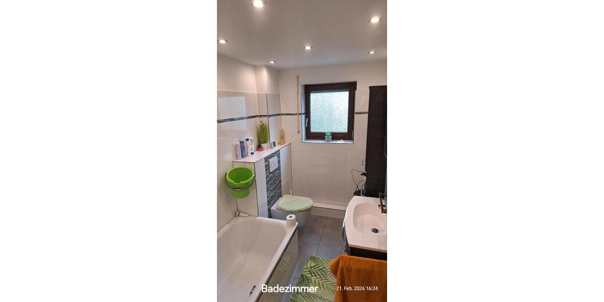 Etagenwohnung Offenbach am Main Hafen - 3 Zimmer, 83 m&sup2;, 1.250&euro; | Angebot:25382272