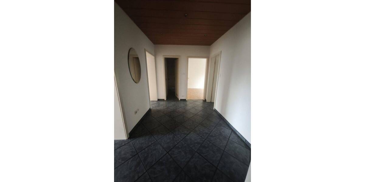 Etagenwohnung Frankfurt am Main Praunheim - 3 Zimmer, 88 m&sup2;, 1.200&euro; | Angebot:26866272