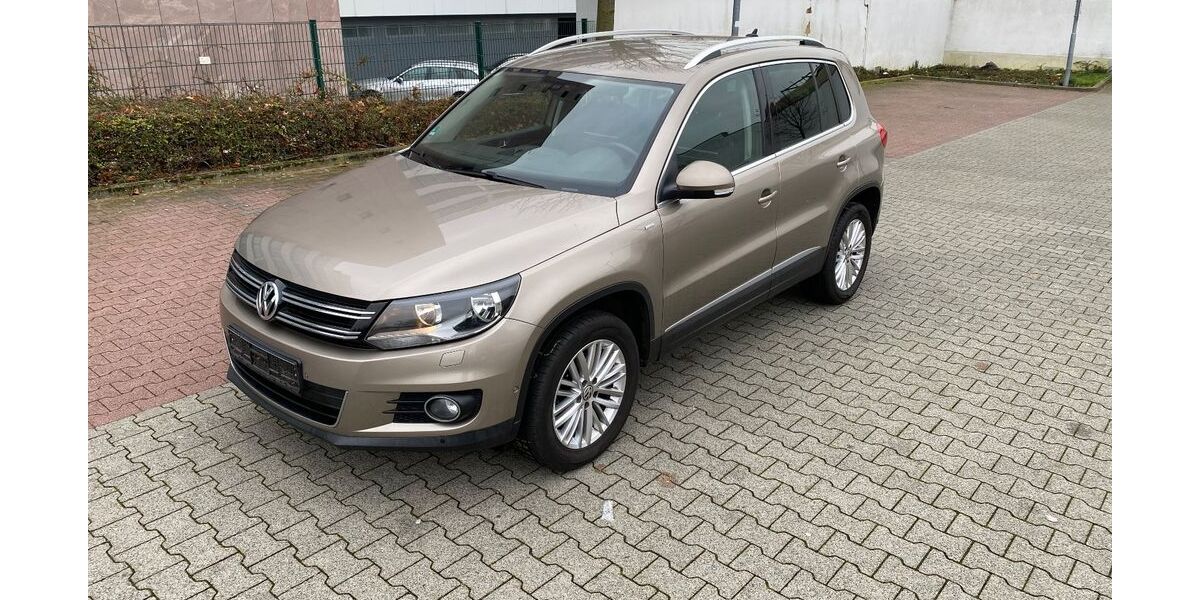 VW Tiguan 244.127 km 10.499 &euro; Frankfurt am Main 60389