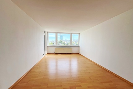 Frankfurt-Sachsenhausen: Gut gepflegte 2-Zimmer-Wohnung mit Balkon! - Wohnung Frankfurt am Main Sachsenhausen Süd | Angebot:26421596