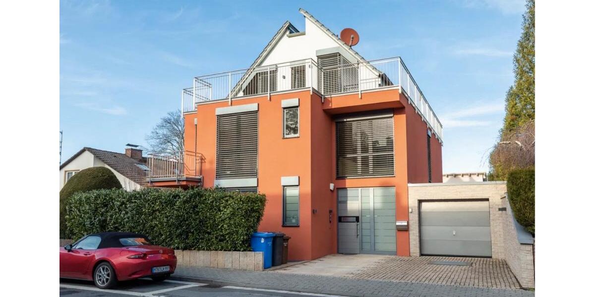 Einfamilienhaus Hofheim am Taunus - 9 Zimmer, 346 m&sup2;, 2.190.000&euro; | Angebot:27269448