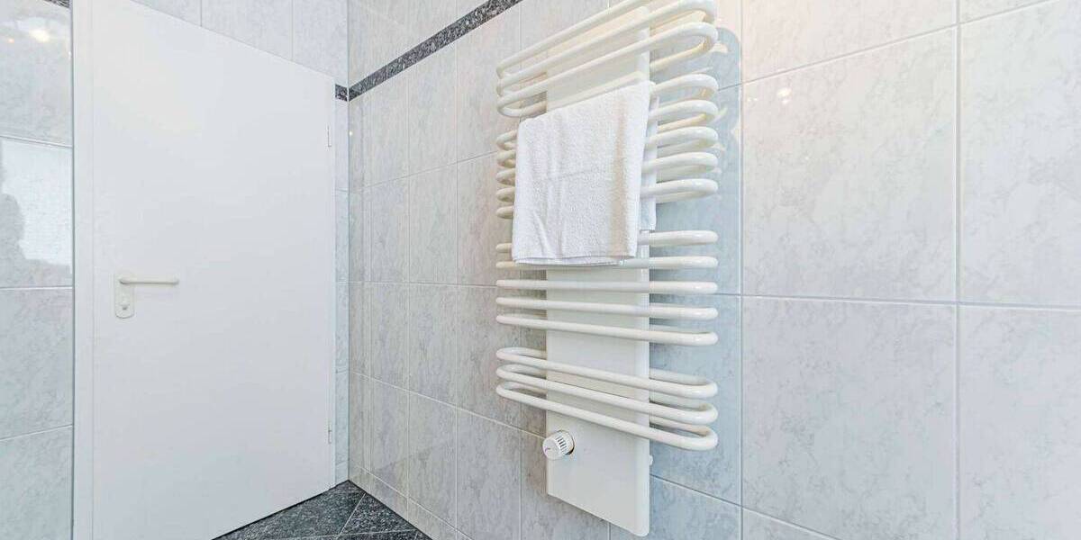 Etagenwohnung Frankfurt am Main Nordend-West - 2 Zimmer, 72 m&sup2;, 1.800&euro; | Angebot:26410209