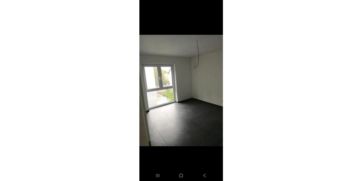 Etagenwohnung Frankfurt am Main Bonames - 2 Zimmer, 70 m&sup2;, 990&euro; | Angebot:26135618