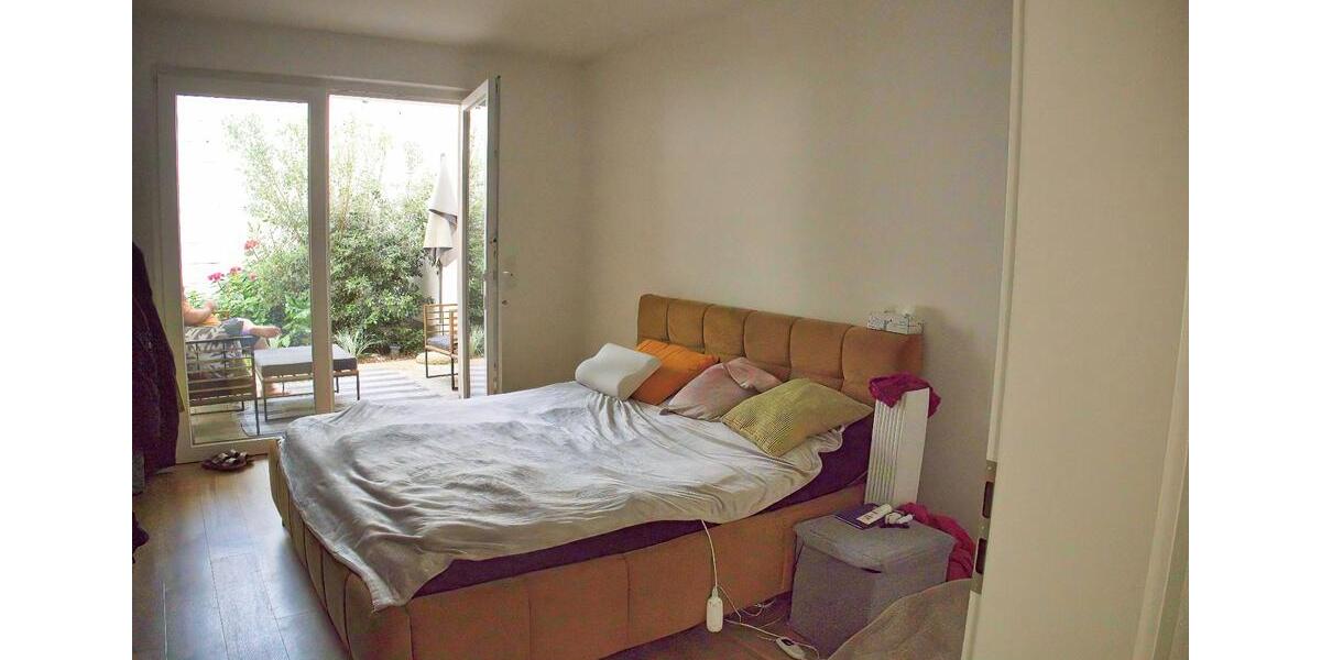 Erdgeschoßwohnung Frankfurt am Main Fechenheim - 2 Zimmer, 82 m&sup2;, 1.400&euro; | Angebot:25129076