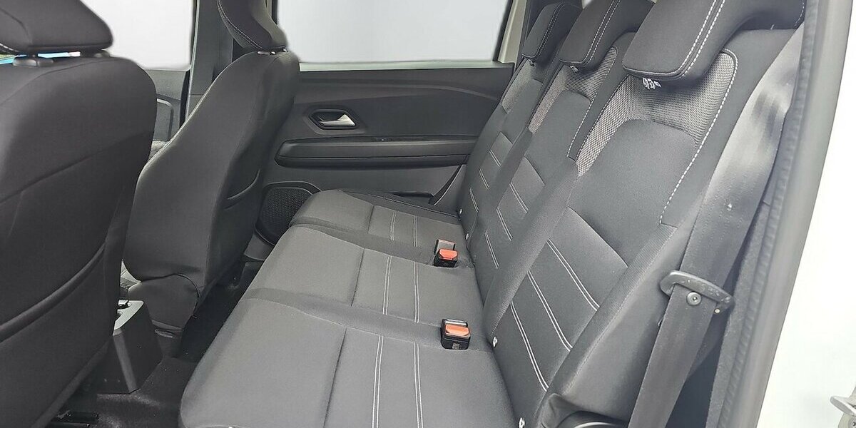 Dacia Jogger Comfort Autogas+Insp TÜV NEU+11700.-Netto 59.414 km 13.923 &euro; Schwalbach/Taunus 65824