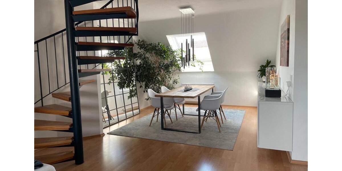 Maisonettenwohnung Frankfurt am Main Mitte-Nord - 3.5 Zimmer, 98 m&sup2;, 1.600&euro; | Angebot:26397948