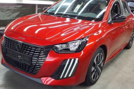 Peugeot 208 17.557 km 12.980 &euro; Rüsselsheim 65428