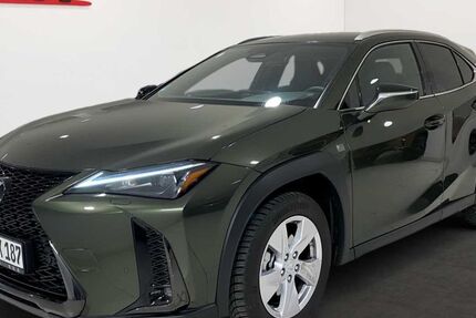 Lexus UX 7.500 km 42.900 &euro; Frankfurt 60314