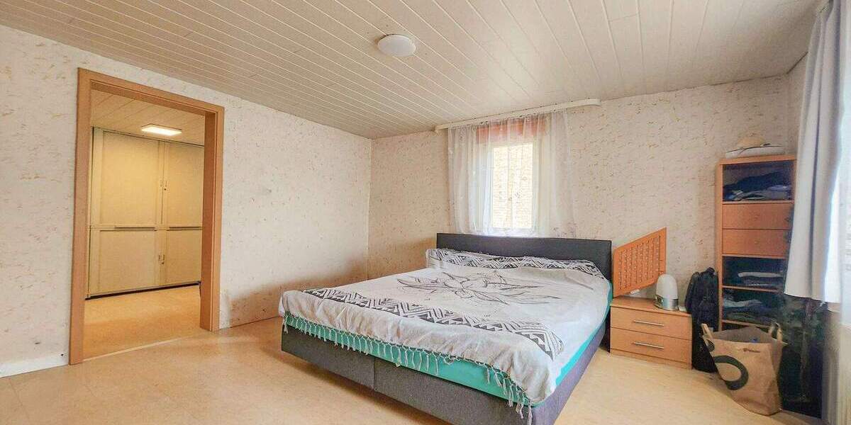 Einfamilienhaus Offenbach Bürgel - 8 Zimmer, 173 m&sup2;, 495.000&euro; | Angebot:25703492