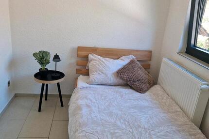 Freie Zimmer 1 zimmer