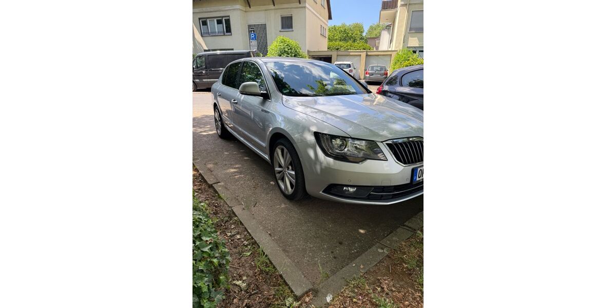 Skoda Superb 241.000 km 8.500 &euro; Offenbach am Main 63067