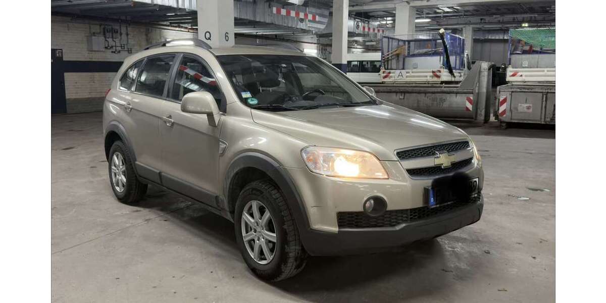 Chevrolet Captiva 90.505 km 3.100 &euro; Frankfurt am Main 60389