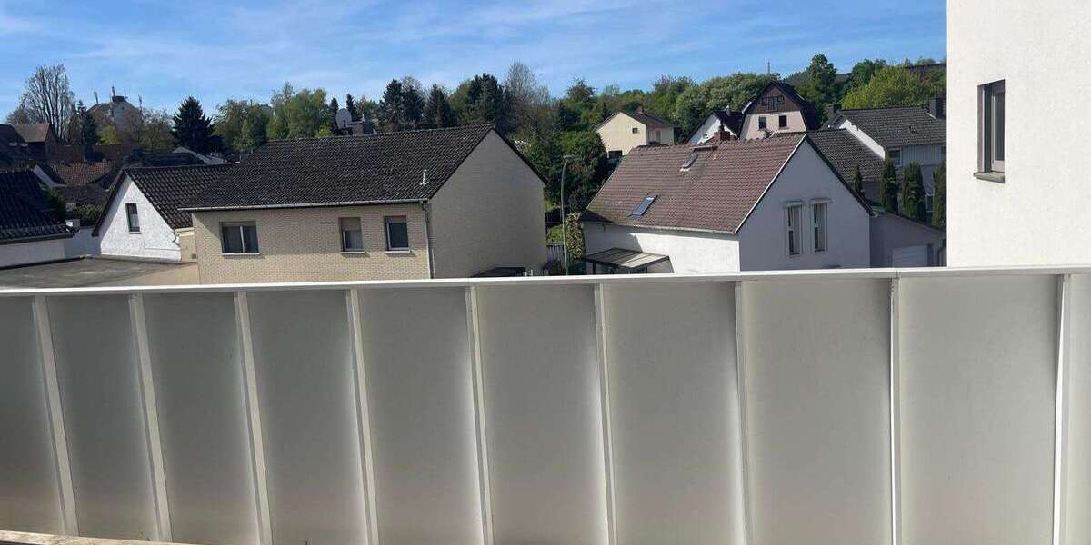Etagenwohnung Friedberg (Hessen) - 3 Zimmer, 91 m&sup2;, 1.450&euro; | Angebot:26427443