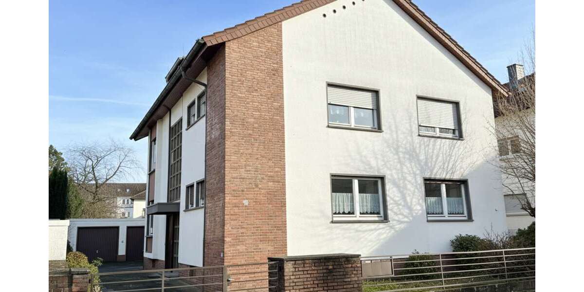Haus zum Kaufen in Obertshausen 630.000 € 271 m² 8 zimmer