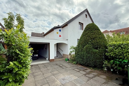 Ein- bis Zweifamilienhaus in Rodgau-Hainhausen – Zwei Wohneinheiten, gepflegter Garten & Nähe zur S-Bahn