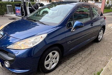 Peugeot 207 119.077 km 2.199 € Frankfurt 60487