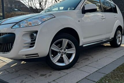 Peugeot 4007 262.000 km 3.000 &euro; Frankfurt am Main 60486
